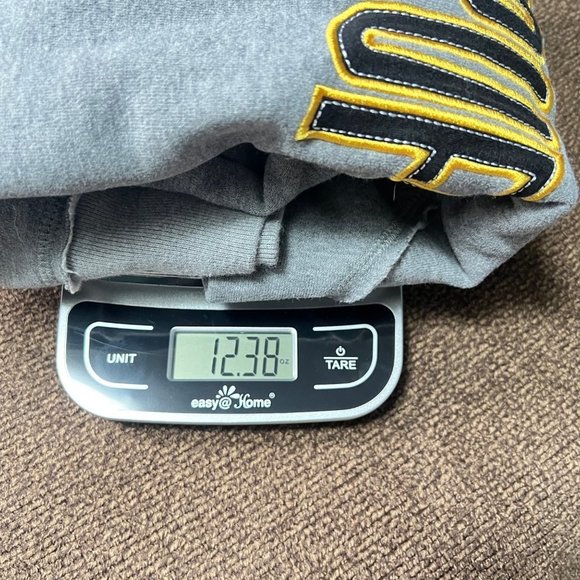 Harry Potter Sweatshirt Small HufflePuff Universal Studio Wizarding World - Picture 10 of 10